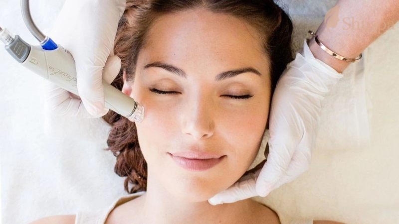 Sử dụng công nghệ mới và hiện đại trong chăm sóc da