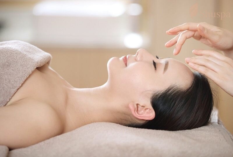 Xu hướng mới không chỉ tập trung vào làm đẹp da mặt mà còn kết hợp các phương pháp khác