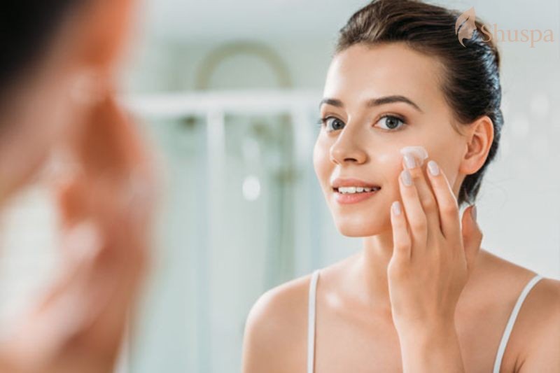 Để có một làn da trắng mịn thì dưỡng ẩm là điều vô cùng cần thiết